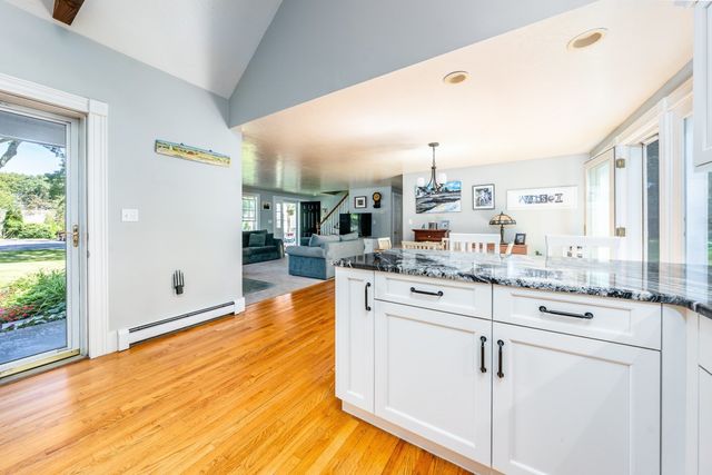 73 Desert Sands Ln, Yarmouth, MA 02675