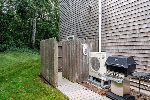73 Desert Sands Ln, Yarmouth, MA 02675