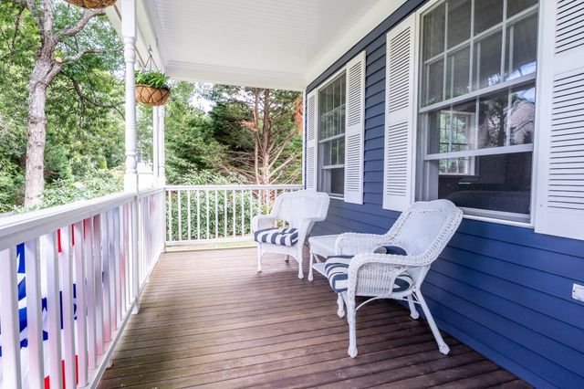 73 Desert Sands Ln, Yarmouth, MA 02675