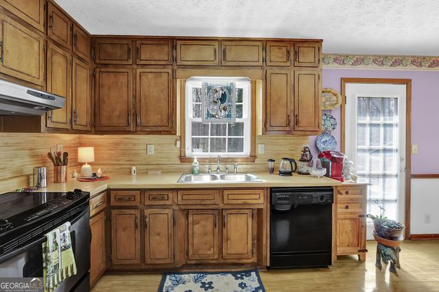 1440 Beechwood Circle, Lawrenceville, GA 30046