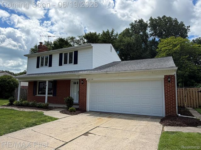 23736 Kim Drive, Clinton Charter Township, MI 48035