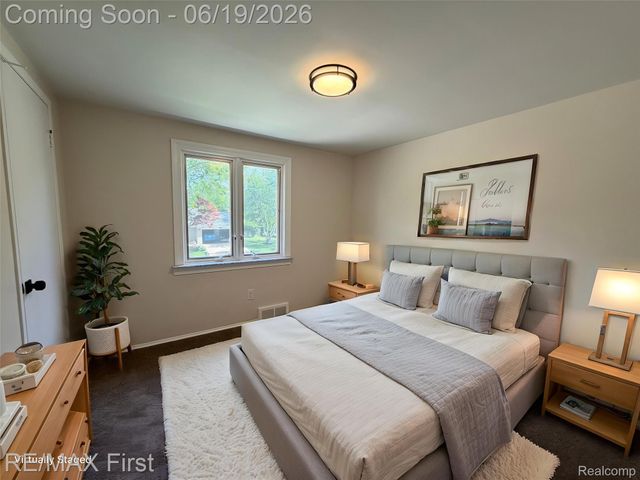 23736 Kim Drive, Clinton Charter Township, MI 48035