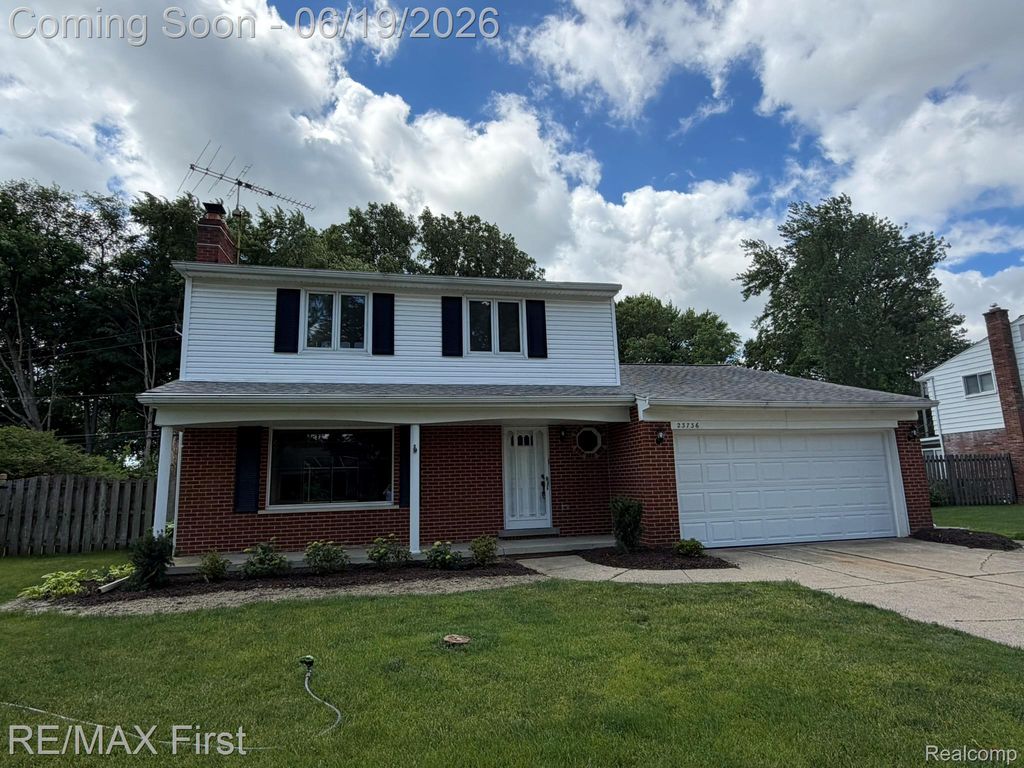 23736 Kim Drive, Clinton Charter Township, MI 48035