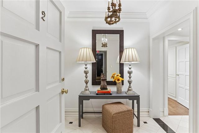 2769 Peachtree Road NE 2, Atlanta, GA 30305