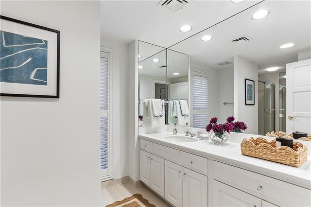 2769 Peachtree Road NE 2, Atlanta, GA 30305