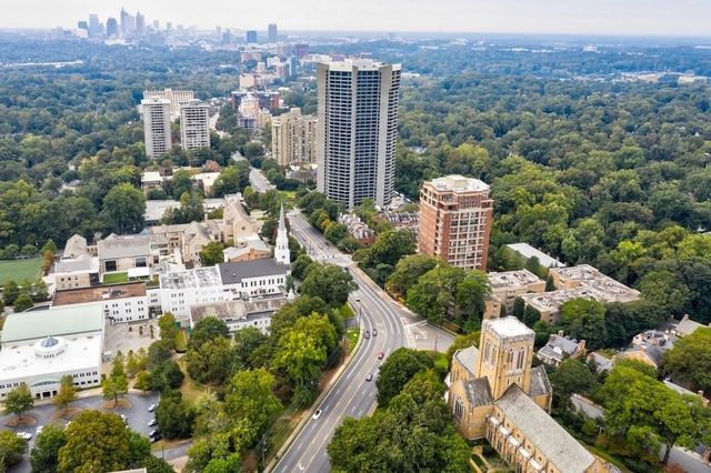 2769 Peachtree Road NE 2, Atlanta, GA 30305