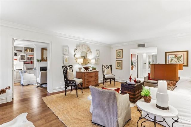 2769 Peachtree Road NE 2, Atlanta, GA 30305