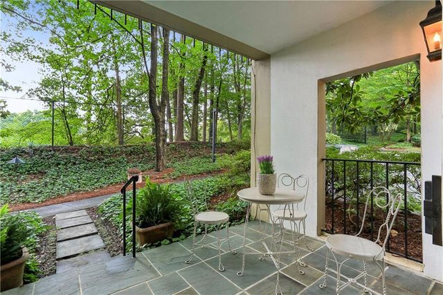 2769 Peachtree Road NE 2, Atlanta, GA 30305