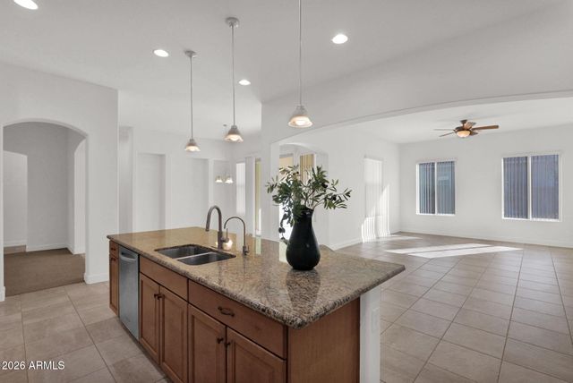 5125 S TODD Lane, Mesa, AZ 85212