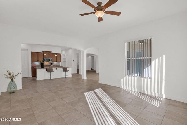 5125 S TODD Lane, Mesa, AZ 85212