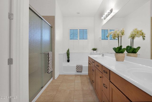 5125 S TODD Lane, Mesa, AZ 85212