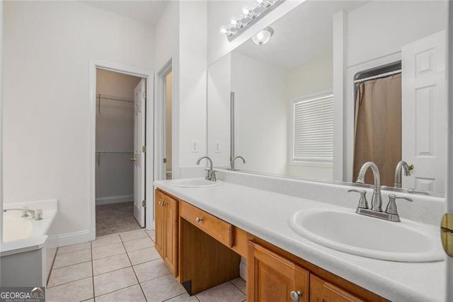 27 Shepherd Drive, Lithia Springs, GA 30122