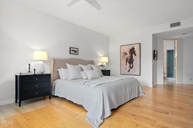 2329 Century Hill, Los Angeles, CA 90067