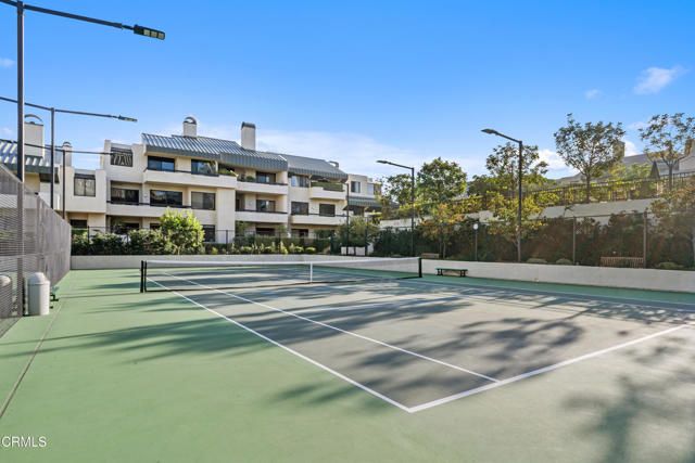 2329 Century Hill, Los Angeles, CA 90067