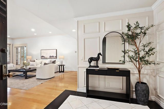 2329 Century Hill, Los Angeles, CA 90067