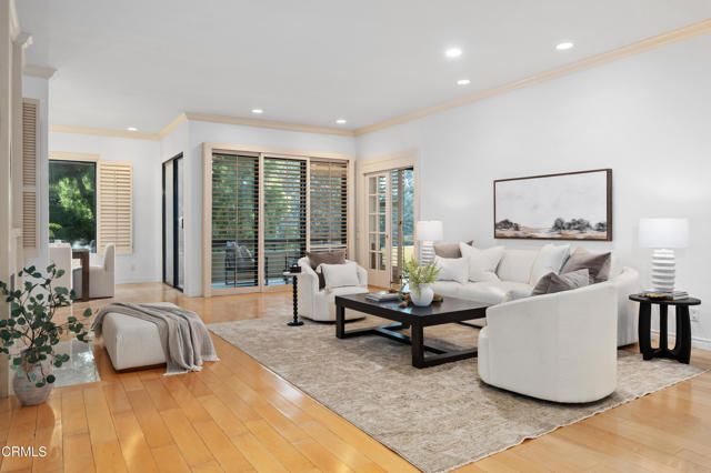 2329 Century Hill, Los Angeles, CA 90067