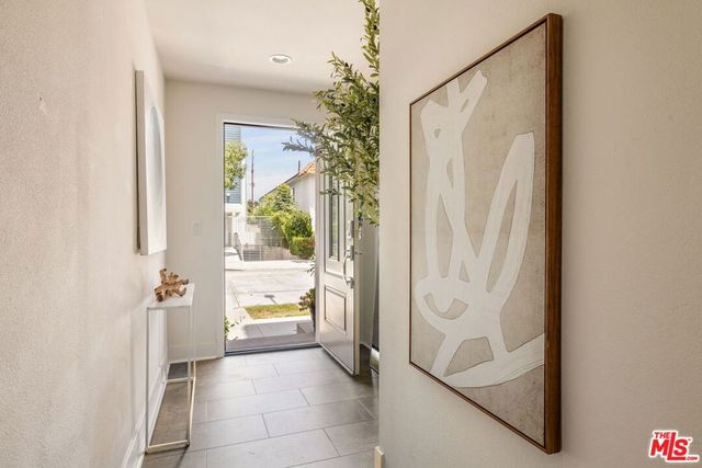 10742 Bloomfield Street, Toluca Lake, CA 91602