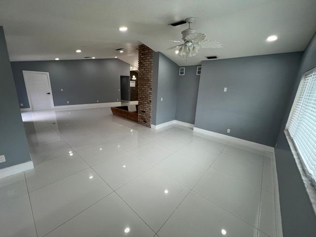 7099 NW 48th Court, Lauderhill, FL 33319