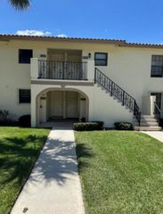 2600 Greenwood Terrace 204, Boca Raton, FL 33431