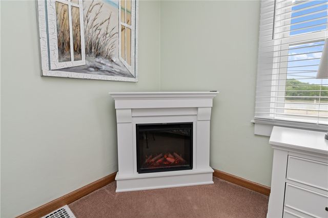 506 Liggett Ave, Forward Twp, PA 15063