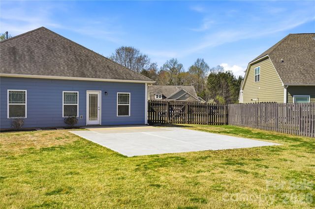 3157 Delaware Drive, Denver, NC 28037