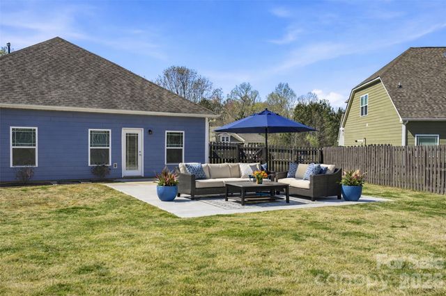 3157 Delaware Drive, Denver, NC 28037