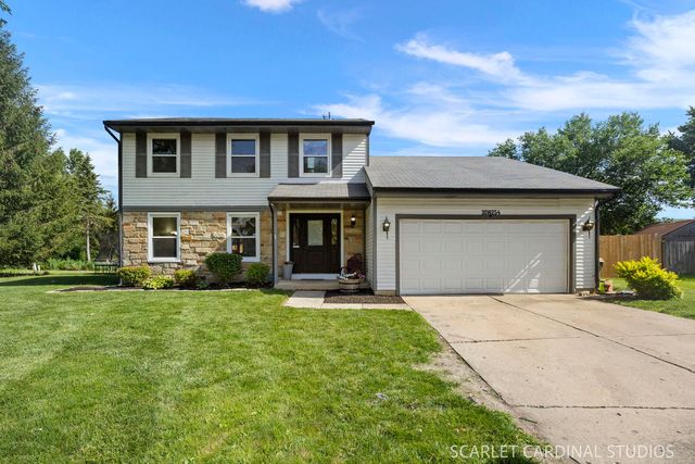 30W254 Bedford Lane, Warrenville, IL 60555