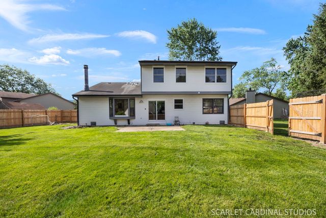30W254 Bedford Lane, Warrenville, IL 60555