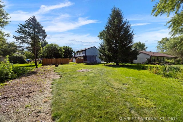 30W254 Bedford Lane, Warrenville, IL 60555
