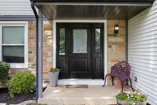 30W254 Bedford Lane, Warrenville, IL 60555