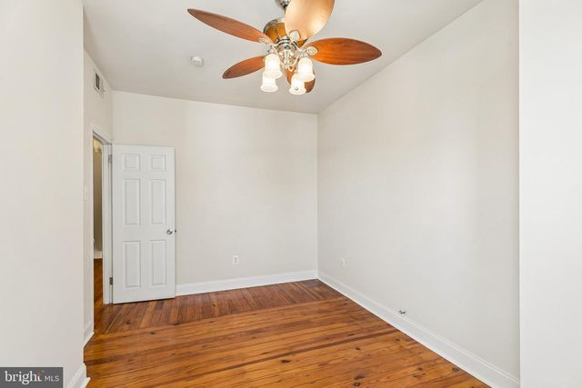 385 CONARROE ST, Philadelphia, PA 19128
