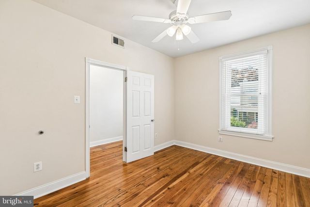 385 CONARROE ST, Philadelphia, PA 19128
