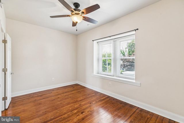 385 CONARROE ST, Philadelphia, PA 19128