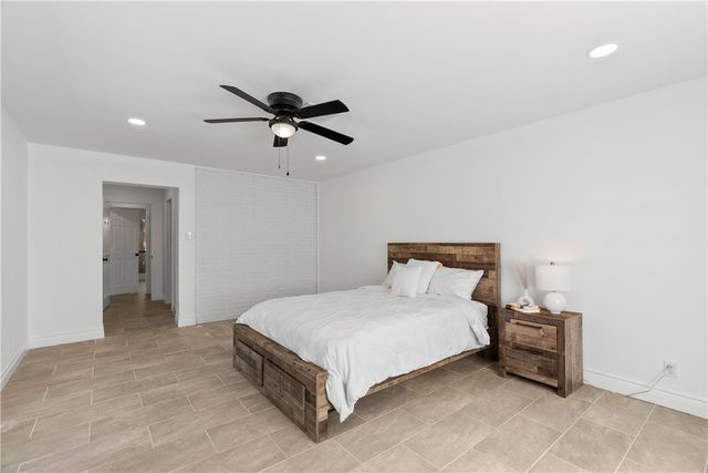 3237 Jamaica Dr, Corpus Christi, TX 78418