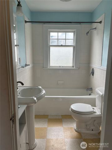 3201 S Charles Street, Seattle, WA 98144