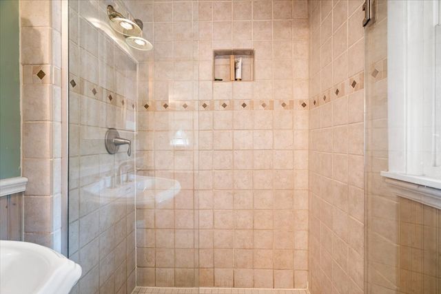 13723 E 56th Street N, Owasso, OK 74055