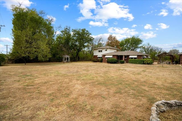 13723 E 56th Street N, Owasso, OK 74055