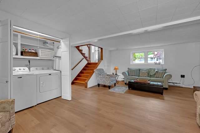 45 Lake St, Shrewsbury, MA 01545