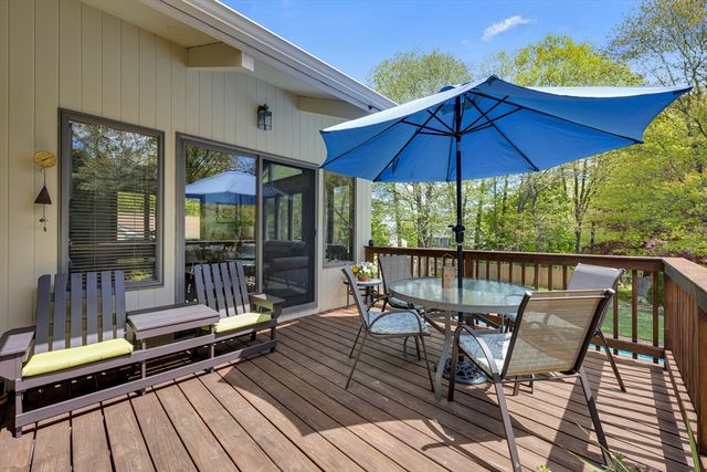 45 Lake St, Shrewsbury, MA 01545