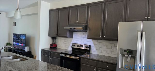 3003 Farmstead Mill Dr, Glen Allen, VA 23059