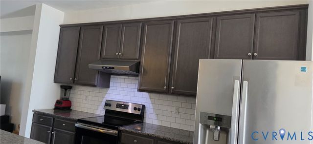 3003 Farmstead Mill Dr, Glen Allen, VA 23059