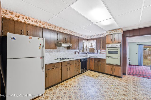 247 W Chestnut Street, Kingston, NY 12401