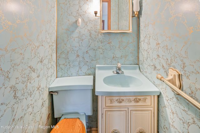 247 W Chestnut Street, Kingston, NY 12401