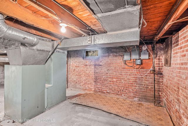 247 W Chestnut Street, Kingston, NY 12401