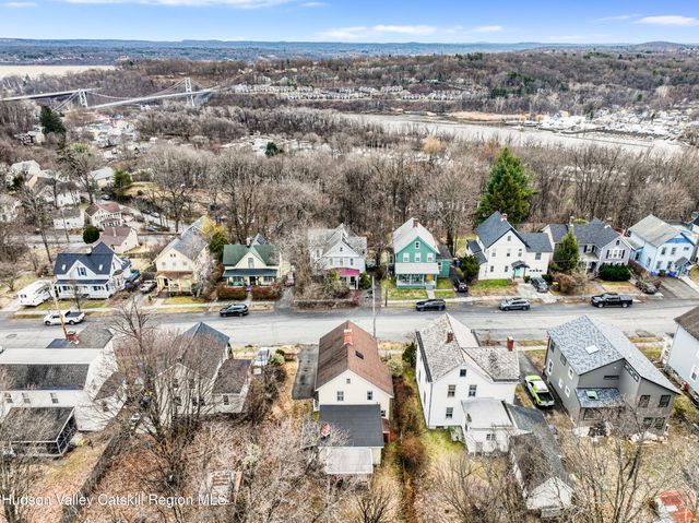 247 W Chestnut Street, Kingston, NY 12401