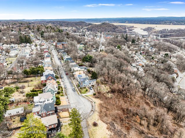 247 W Chestnut Street, Kingston, NY 12401