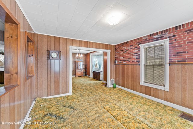 247 W Chestnut Street, Kingston, NY 12401