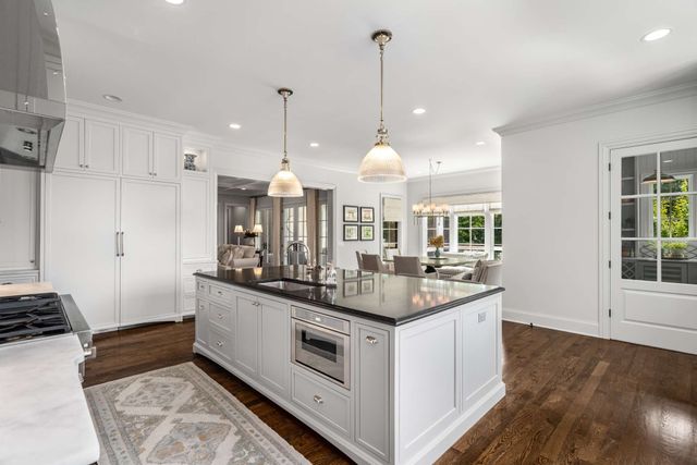 4514 Wayland Dr, Nashville, TN 37215