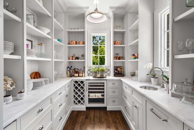 4514 Wayland Dr, Nashville, TN 37215