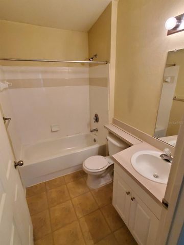 5903 WILLOW RIDGE DRIVE 203, Zephyrhills, FL 33541